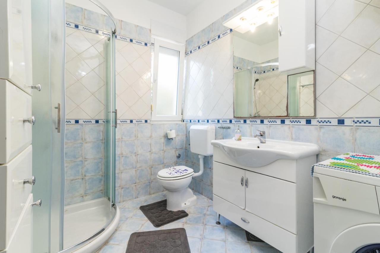 Holiday Home Istra With Jacuzzi Medulin Exteriör bild